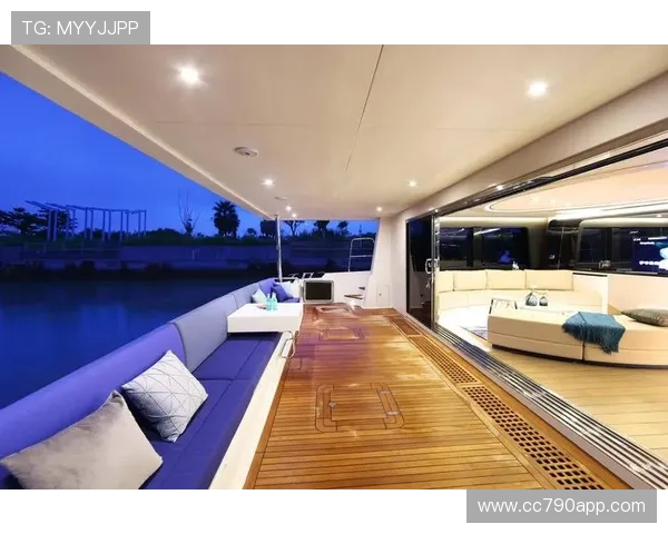 探索游艇会官网yth206：奢华游艇体验的最佳选择